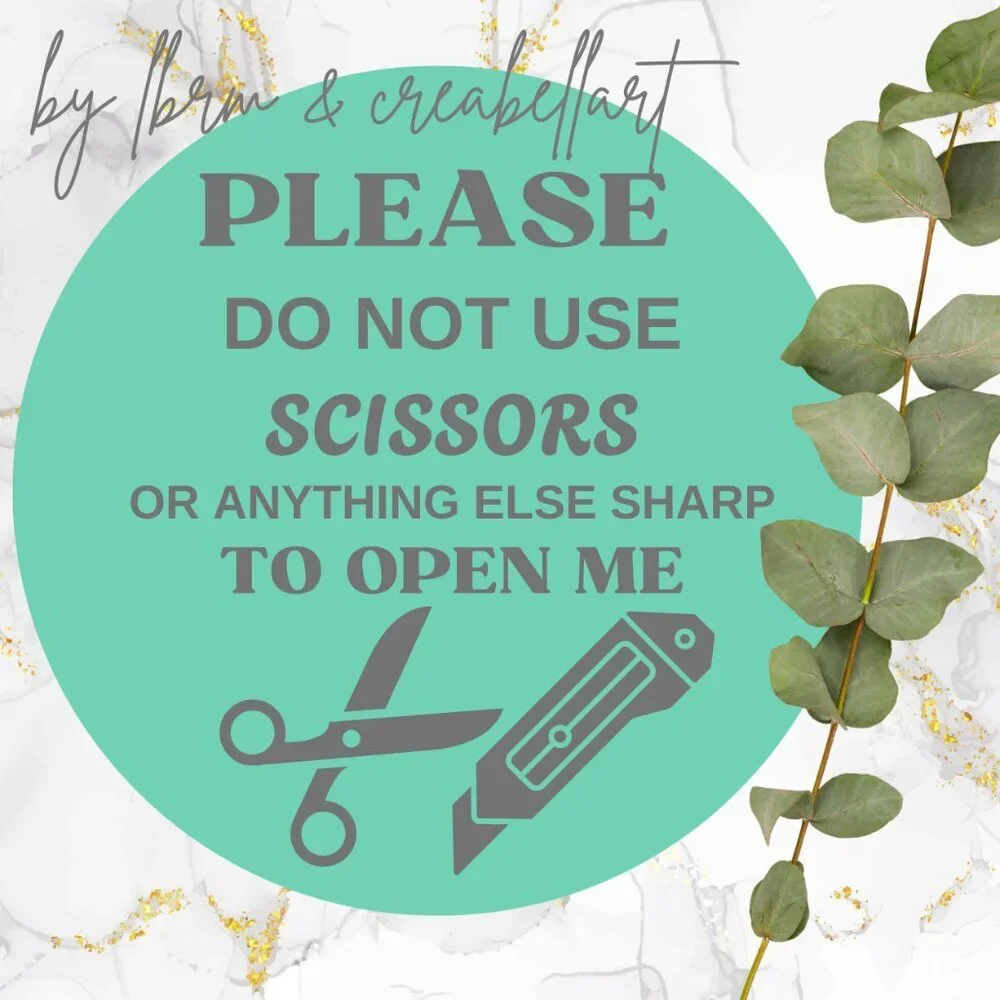 100 Please Do Not Use Scissors  - Fragile Packaging stickers labels